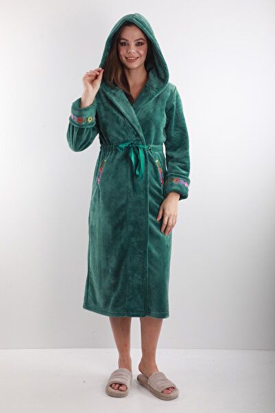 Wild Love 100% Bamboo Embroidered Hooded Robes – Soft, Warm, and Elegant Home Wear