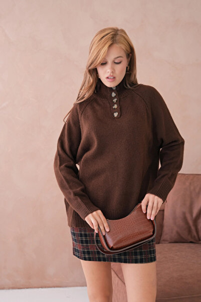 Park Karon Pulover de tricotat pentru femei guler ridicat cu detaliu cu nastu...