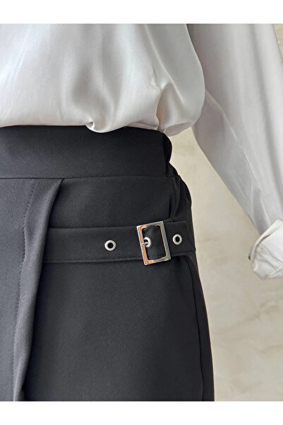 ZENGEZUR MALL Mtxdpn Women's Buckled Shorts Skirt Black S25449 (215341) (Size: S)