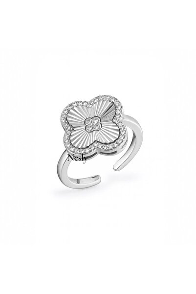 neslyaccessories Silver clover ring