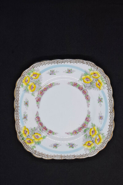 Wellington Colclough Bone China Tea Cup Saucers 3 Pieces 140 ml