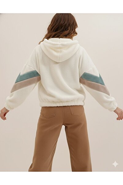 inci wears Hooded Elastic Plush Zippered Jacket with Sleeve Details