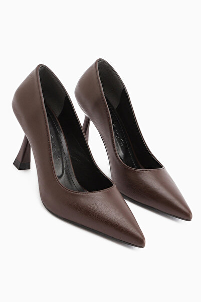 Limoya Celestine Brown Wrinkled Pointed Toe Stiletto