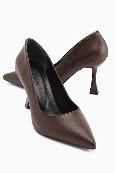 Limoya Celestine Brown Wrinkled Pointed Toe Stiletto