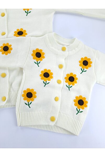 Butik Mother Daughter Matching Knitted Vest Cardigan with Strawberry and Daisy (Sold Separately)