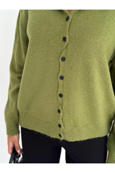 MİHRİZAR Oversized Cut Asymmetrical Buttoned Soft Textured Knitwear Cardigan Oil Green