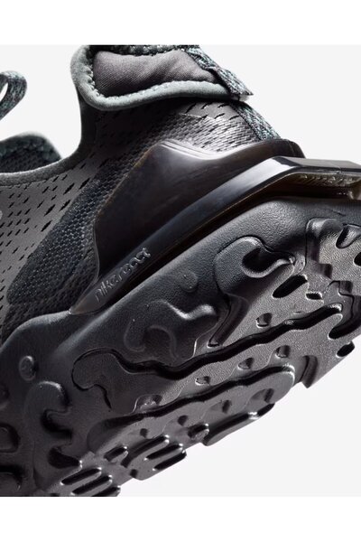 Nike Men's sports shoes react vision sports shoes