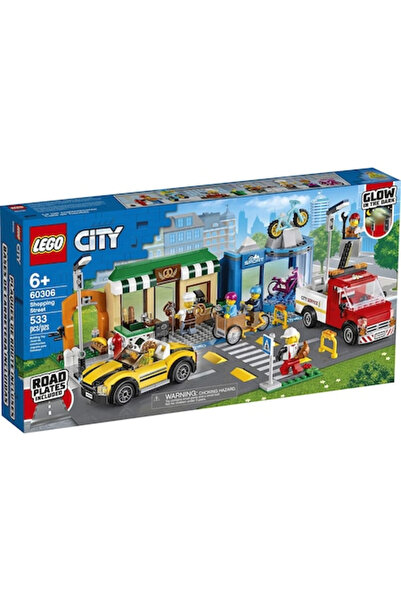 LEGO City Shopping Street, 533 Multicolored Pieces