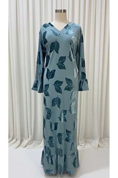 No branded Winter velvet dress