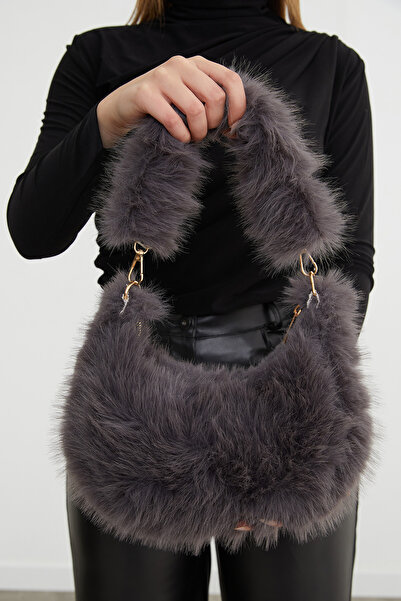 Fulla Moda Faux Fur Handbag with Chain Strap and Zipper Closure