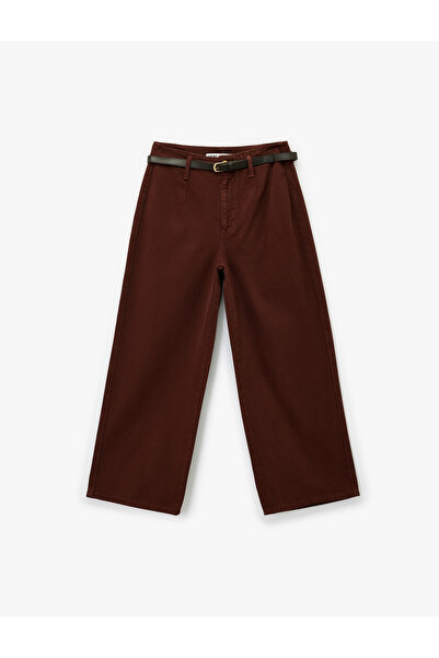 Koton Pantaloni scurti cu picioare largi, cu nasturi, cu detaliu de buzunar d...