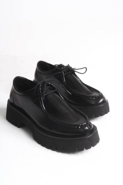 inyola Women's Thick Sole Lace-Up Oxford Shoes 4060