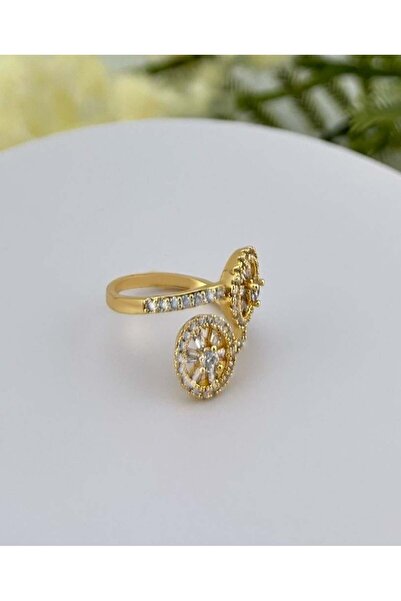 burjalmodah A luxurious gold-plated zircon ring with an elegant double design