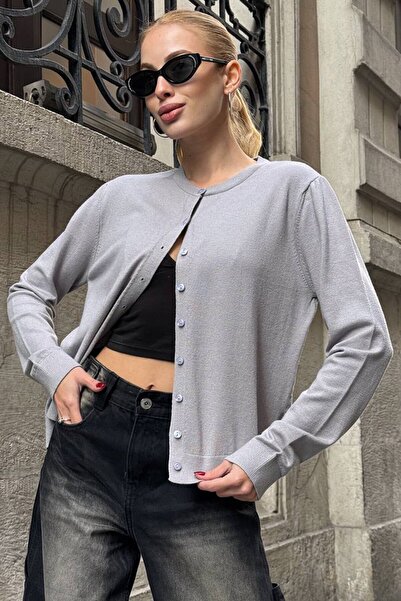 VAGGON Women's Gray Crew Neck Buttoned Knitwear Cardigan Vs01640