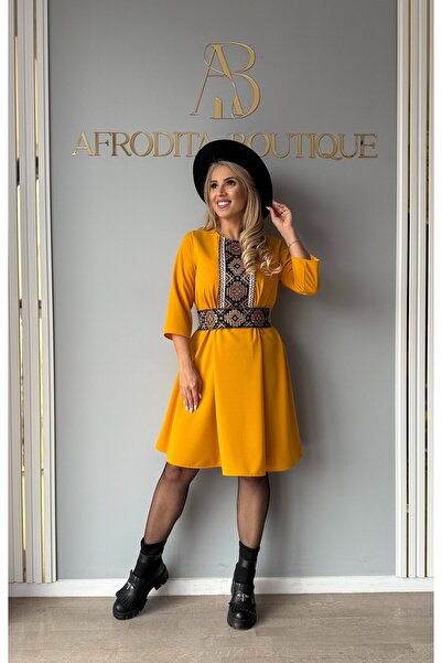 Afrodita Boutique Andreea dress with dark belt