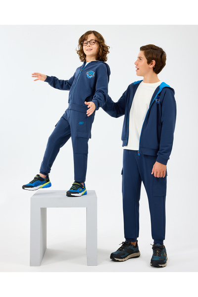 SKECHERS B Full Zip Sweatshirt Büyük Erkek Çocuk Lacivert Sweatshirt SK252001...
