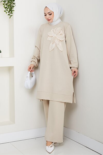 Bestenur Σετ δύο τεμαχίων με λεπτομέρεια λουλουδιών 1662 - Μπεζ