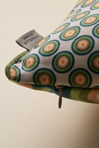 Vanilla Home Retroloop Patterned Piped Detail Throw Pillow Cover