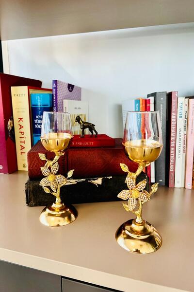 AZELON ŞIK SUNUMLAR İÇİN DEKORATİF ALTIN KAPLAMA TAŞLI ÇİÇEK MODEL 2 Lİ SET KADEH