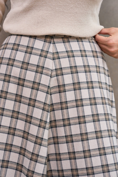 KÜÇÜĞÜM BUTİK Cream Plaid Four-Piece Skirt