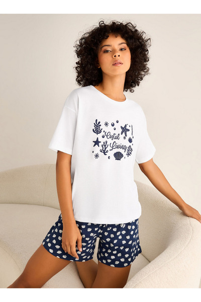 FAV طقم بيجامة بطبعة صدفة تي شيرت وشورت