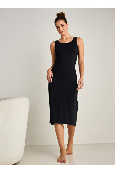 FAV فستان شق بتفاصيل شق