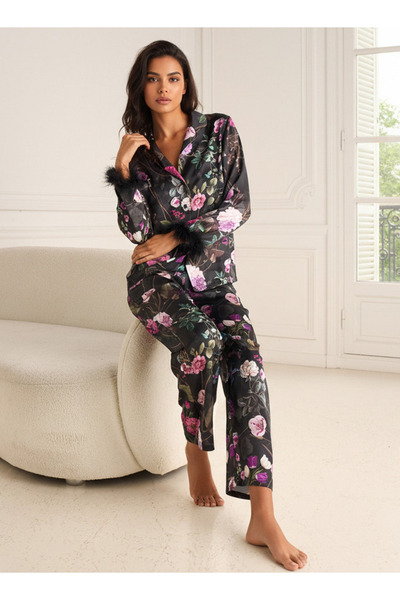 FAV طقم بيجامة مكون من قميص وبنطلون بأزرار من الساتان