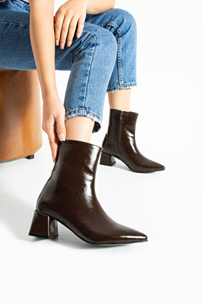 DUXAL SHOES Blyana Pointed Toe Thick Heeled Women's Boots