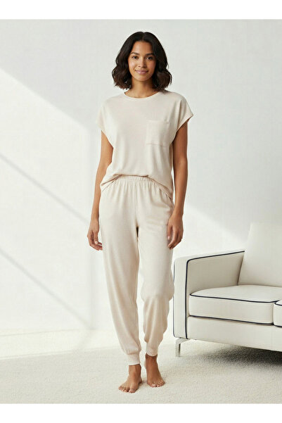 FAV طقم بيجامة مكون من توب وبنطال