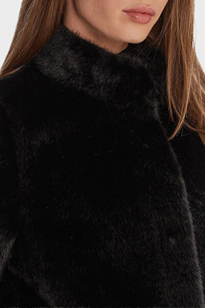 Guess Luna Regular Fit Mock Neck Suni Faux Fur Coat W5Bl64W3920 Coat W5Bl64 W3920 Jblk