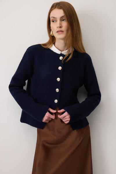 Touché Privé GOLD BUTTONED KNITWEAR CARDIGAN