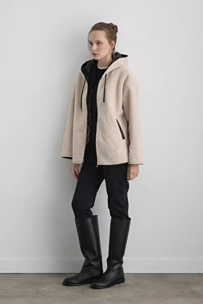 Gusto Leather Inside K Hooded Teddy Coat - Beige