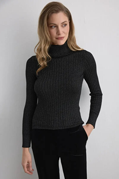 Gusto Glitter Turtleneck Knit Blouse - Black