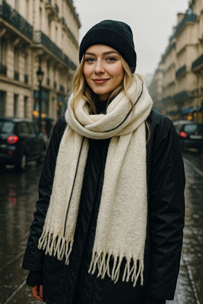 MARBERRY Black Plaid Patterned Boucle Women's Scarf and Beanie Set of 2