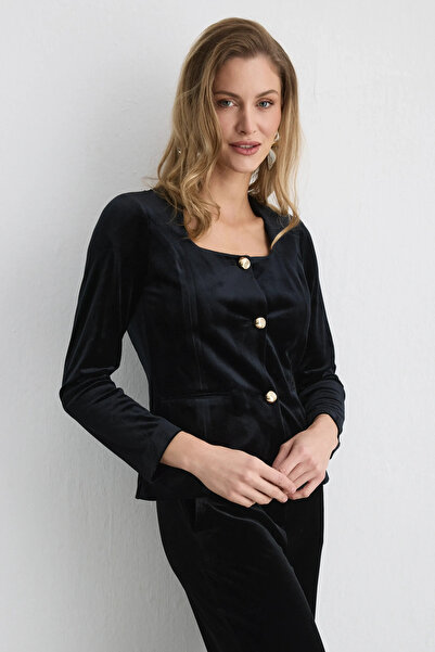 Gusto Buttoned Velvet Jacket - Black