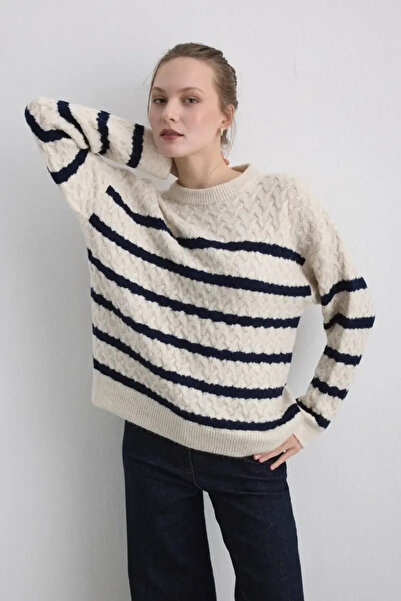 Gusto Striped Detailed Knitted Blouse - Ecru