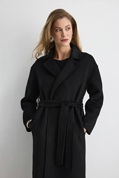 Gusto Unlined Classic Wool Coat - Black