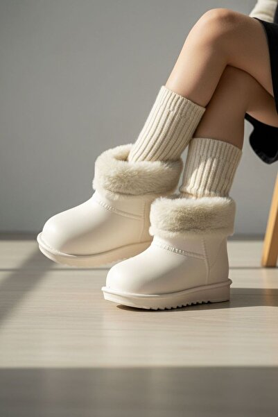 Görkem bebe ayakkabı ve tekstil Παιδικά μποτάκια βροχής με ελαφριά μαλακή επένδυση από γούνα