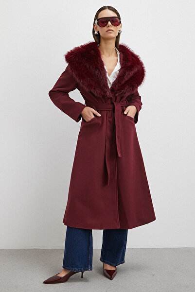 Never more Fur Collar Belted Cashmere Coat Burgundy