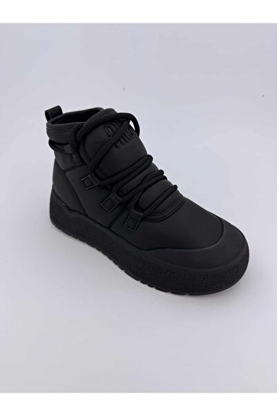 Style Kardeşler Outlet Kadın Bağcıklı Puffer Kar Botu