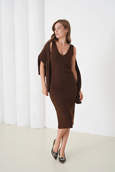 Park Karon Women's Crew Neck Textured Sweater Dress Two-Piece Knitwear Set