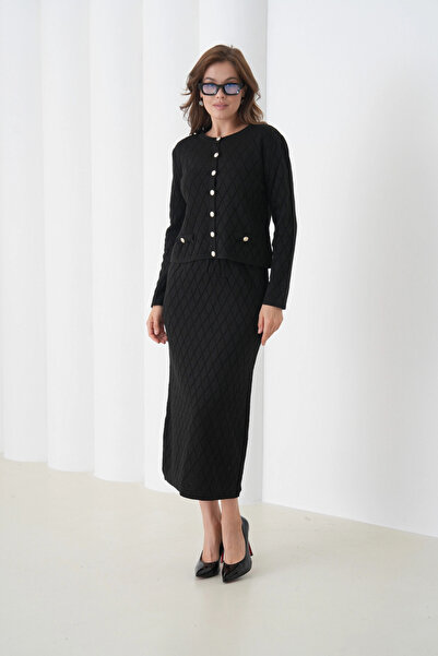 Park Karon Women's Crew Neck Button Detail Patterned Jacket Skirt Two-Piece Knitwear Set