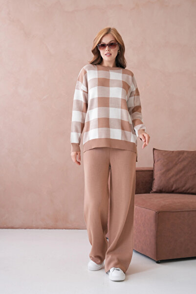 Park Karon Women's Crew Neck Patterned Slit Casual Sweater Pants Two-Piece Knitwear Set