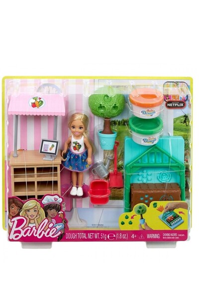 Barbie Papusa Chelsea cu accesorii pentru gradinarit cu plastilina inclusa 3 ...