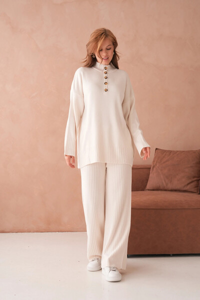 Park Karon Women's Mock Neck Button Detail Slit Casual Sweater Pants Two-Piece Knitwear Set