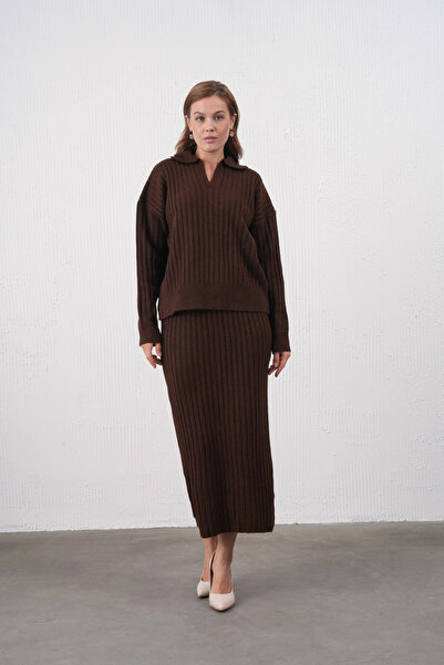 Park Karon Women's Polo Neck Half Placket Knit Detail Sweater Skirt Two-Piece Knitwear Set