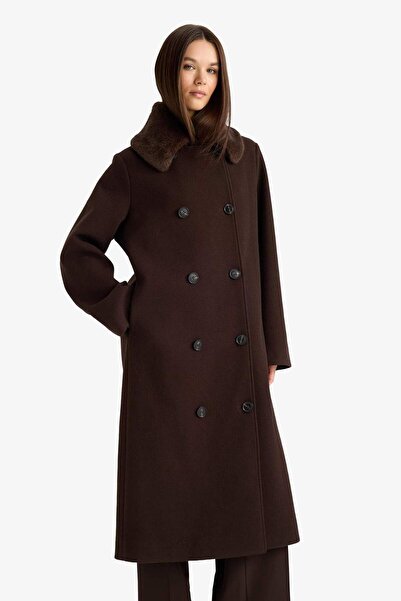 DeFacto Afra X Detachable Faux Fur Collar Regular Fit Buttoned Long Cashmere Coat with Pockets F5574Ax25Wn