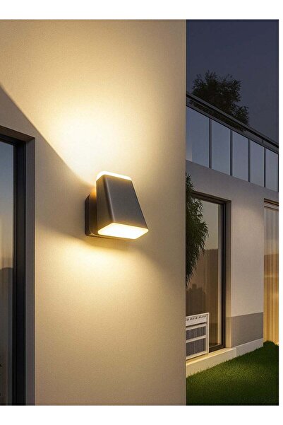 Generic Outdoor Wall LED Lamp, Warm Yellow Light, Adjustable Direction, Modern Black, 10W