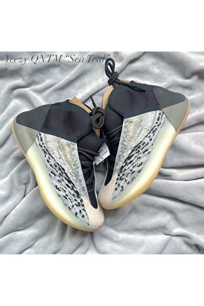 YEEZY Boost QNTM Quantum Sea Teal Grey Multicolor Boots