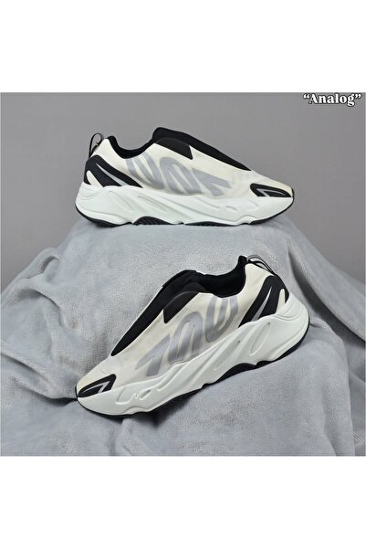 YEEZY Boost 700 MNVN Analog Black-White Sports Shoes